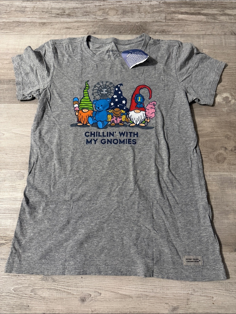 NWT Women’s Life is Good Gnome t shirt